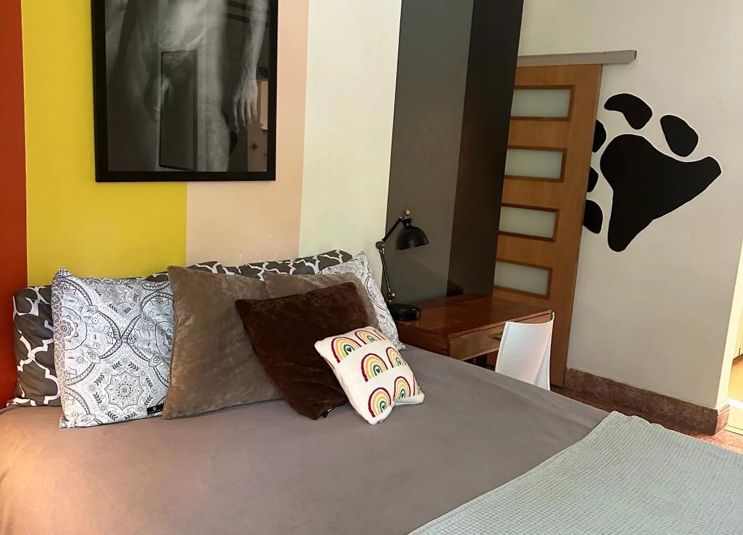 Apartment Studio With Modern Amenities, Walk-In Shower, Jacuzzi, Beach, And Pool, (Adults Only)