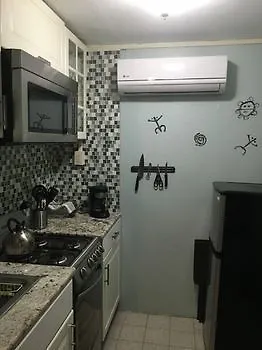 Studio With Modern Amenities, Walk-In Shower, Jacuzzi, Beach, And Pool, (Adults Only) Apartment